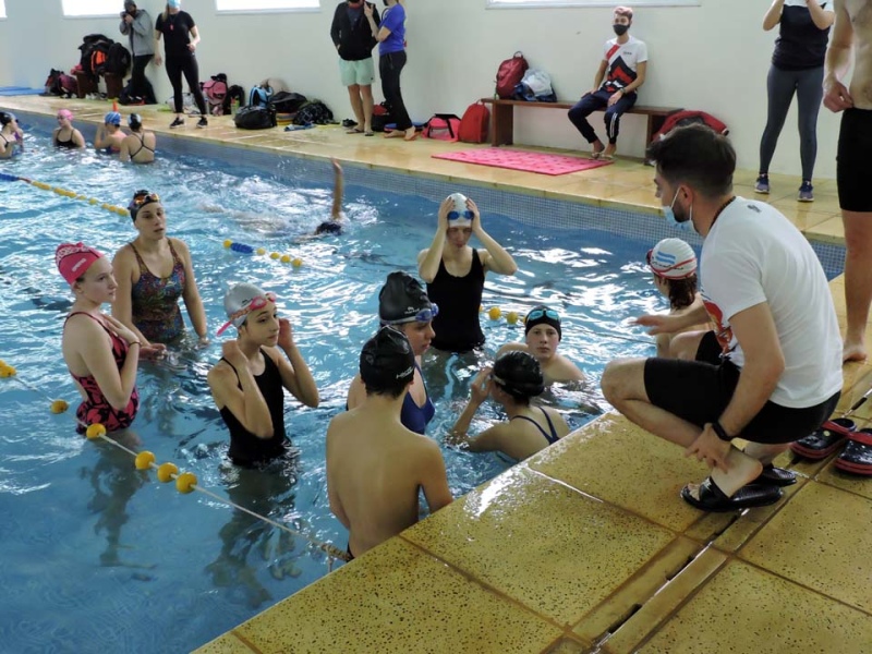 Juegos Bonaerenses: Hay clasificados a la final de natación y aquatlón