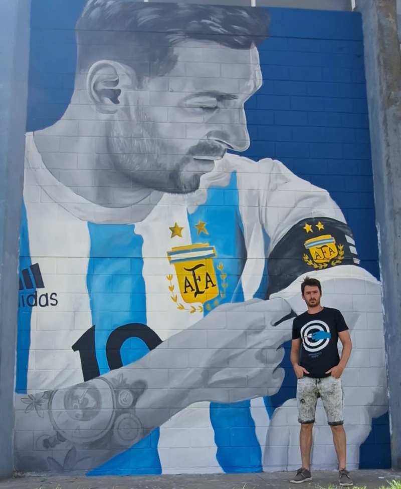 Pintaron un mural en homenaje a Messi