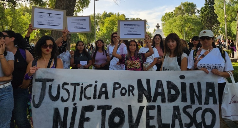 8M: el pedido de justicia por Nadina se oyó en varias ciudades de Chubut